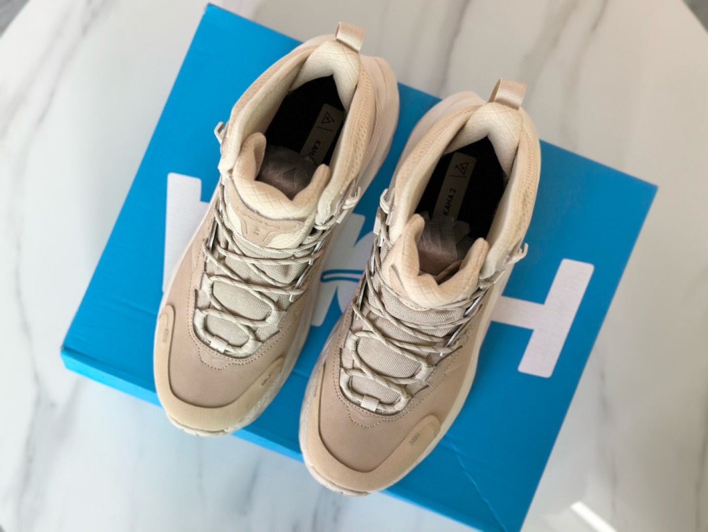 Hoka Kaha 2 Frost GTX Oat Milk | Sesame
