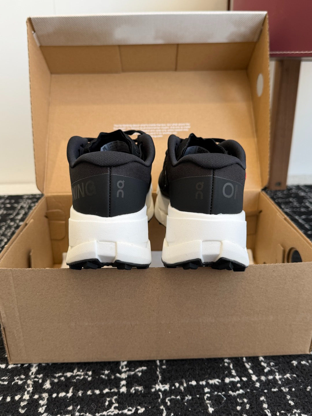 Cloudmonster Black White Contrast Cushioned Running Shoes Unisex Monster Chunky Sole Athletic Trainers