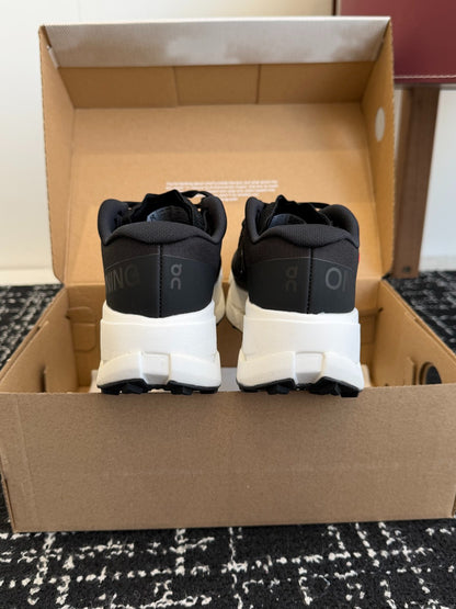 Cloudmonster Black White Contrast Cushioned Running Shoes Unisex Monster Chunky Sole Athletic Trainers