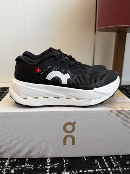 Cloudmonster Black White Contrast Cushioned Running Shoes Unisex Monster Chunky Sole Athletic Trainers