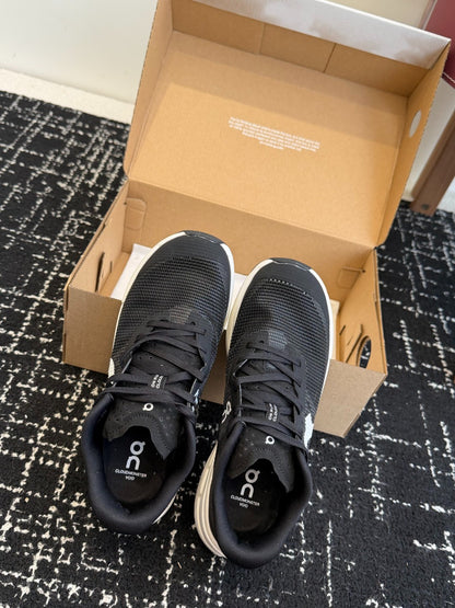 Cloudmonster Black White Contrast Cushioned Running Shoes Unisex Monster Chunky Sole Athletic Trainers