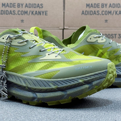Hoka Mafate Speed 4 Fluorescent Green