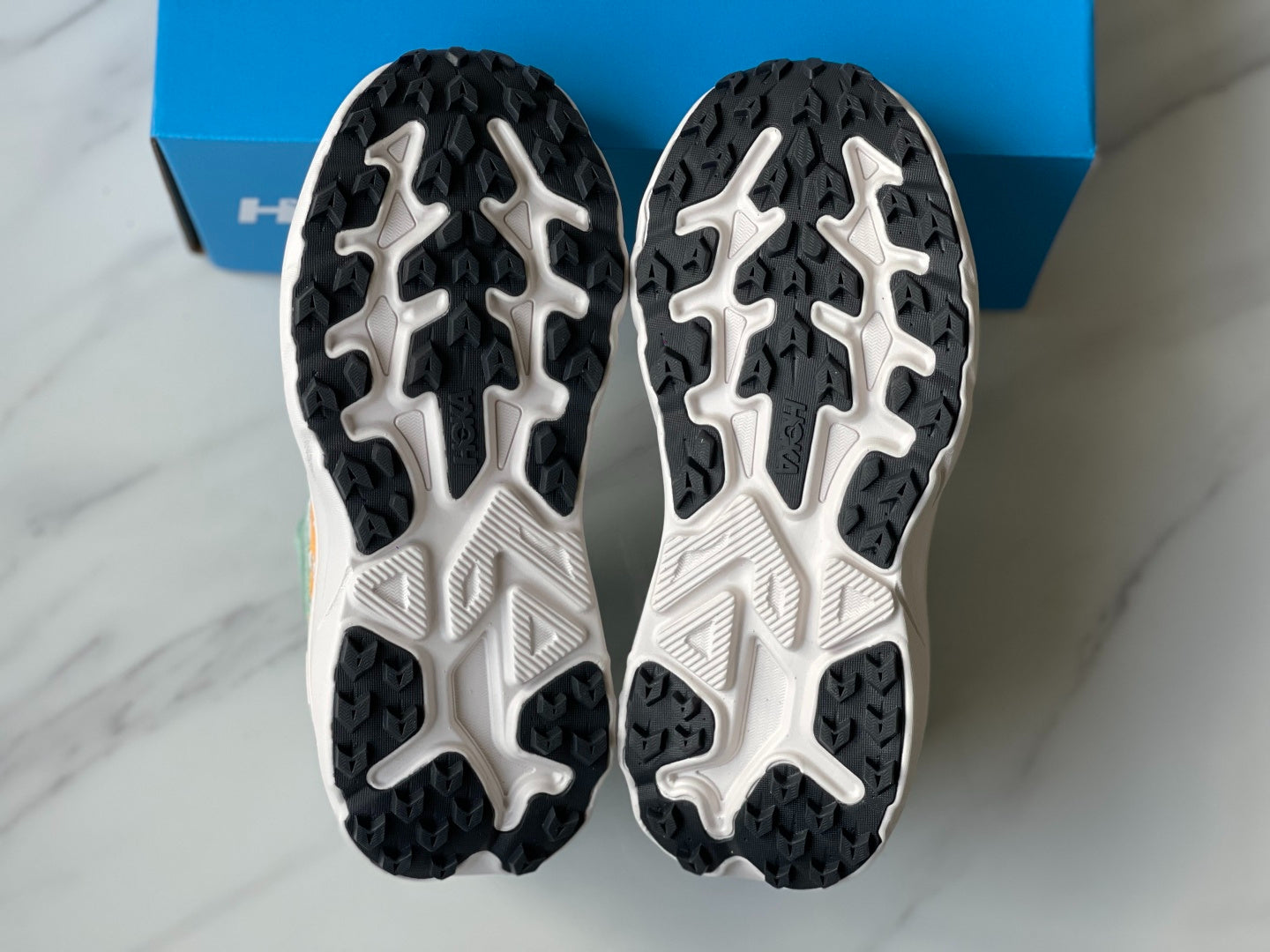 HOKA Challenger 8 Lake Blue | Orange