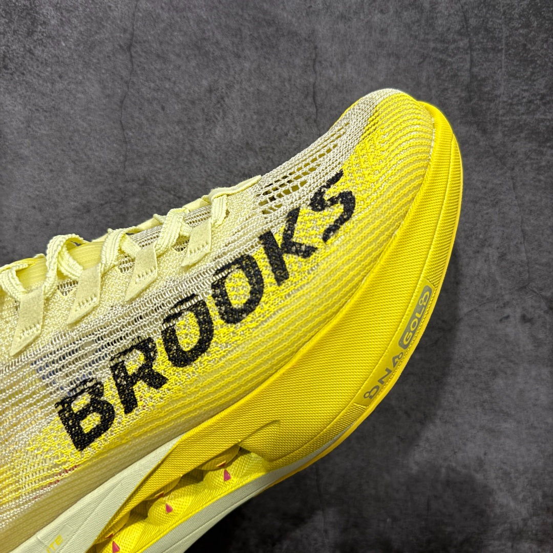 Brooks Unisex Hyperion Elite 5 Carbon-Plated Racing Shoes (Luminary/Yellow/Gray)