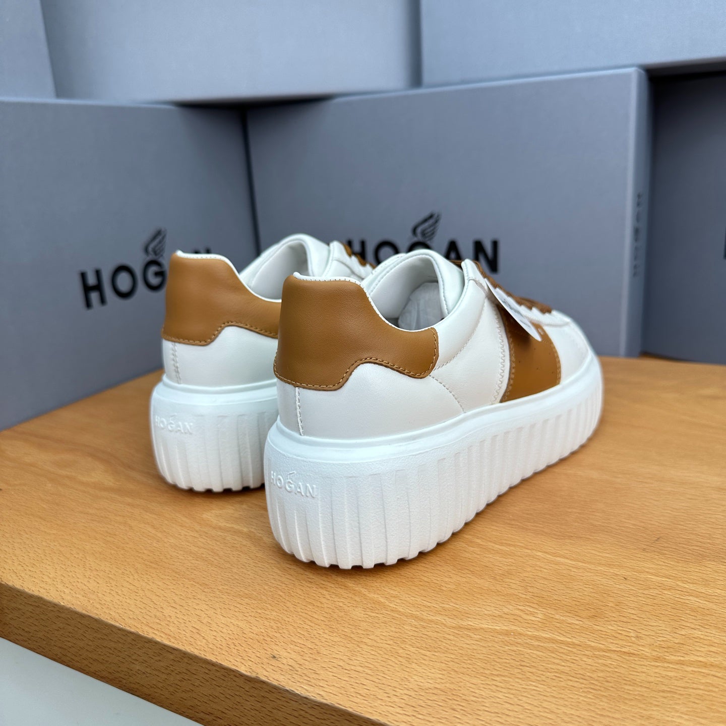 HOGAN White & Tan Brown Leather Ridged Platform Casual Sneakers