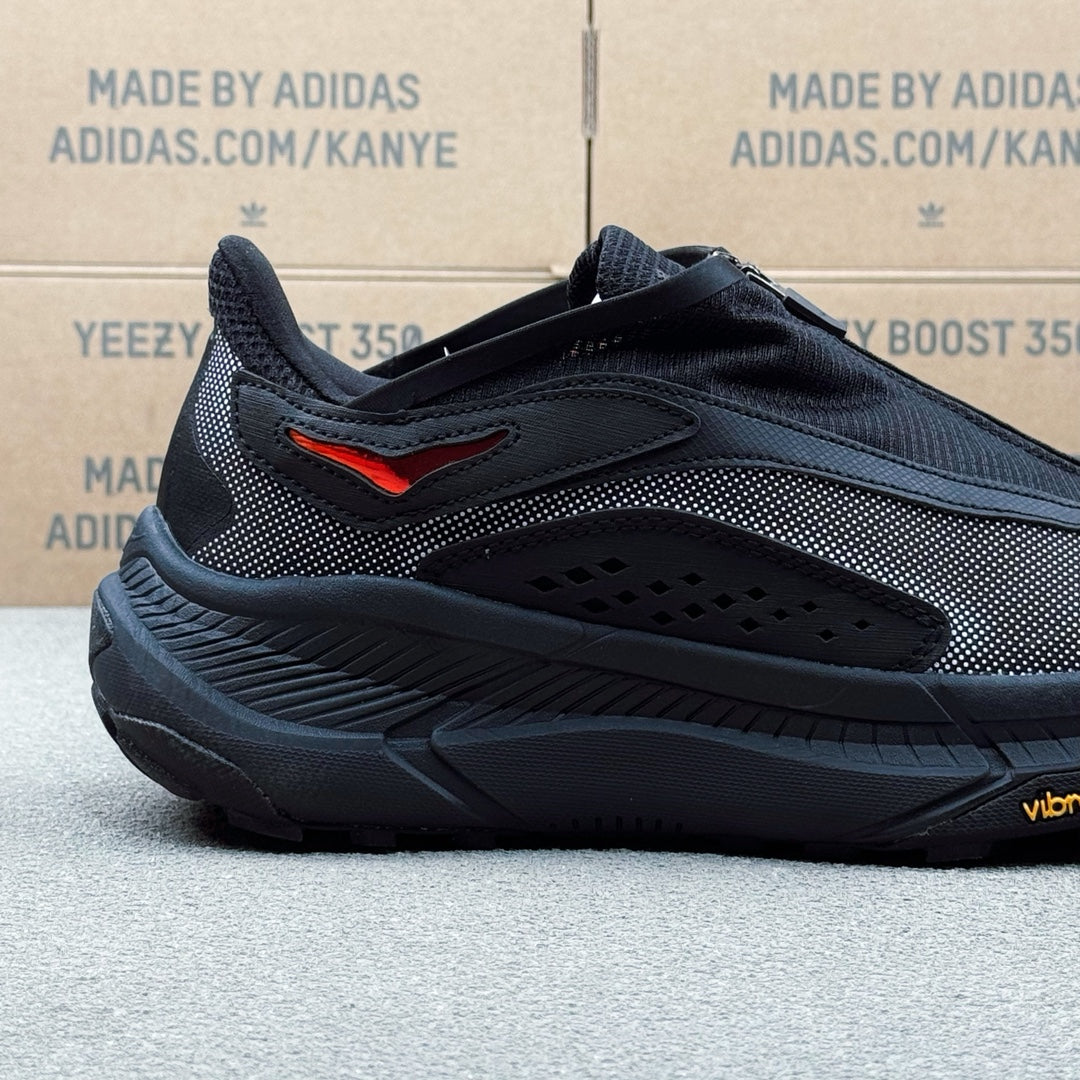 Hoka U Project Transport Black