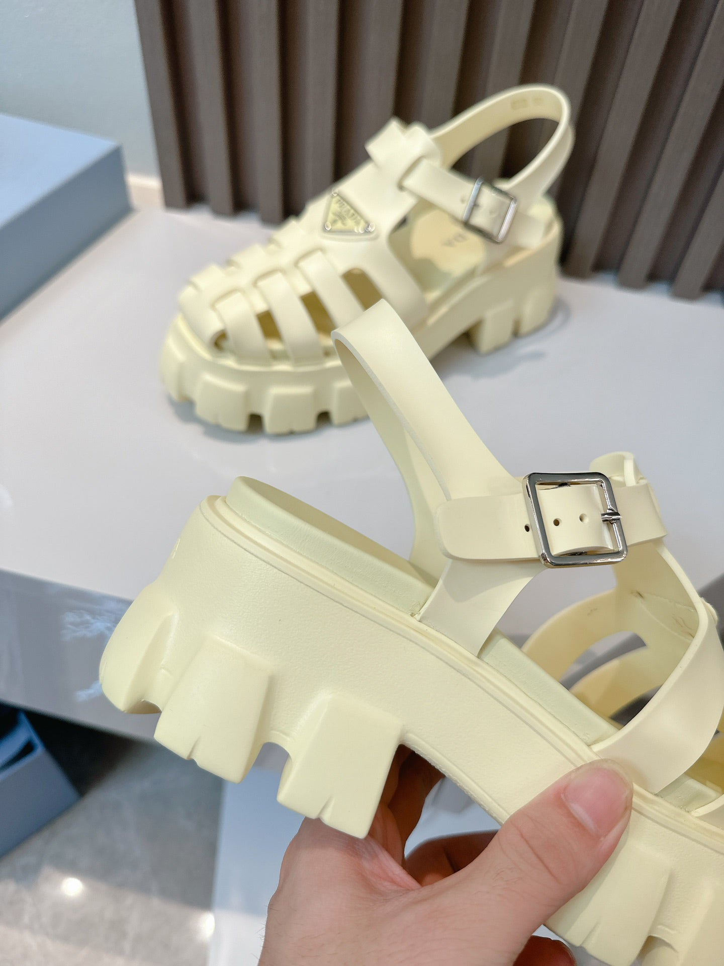 Women Cream Yellow Platform Roman Fisherman Sandals Triangle Metal Logo Adjustable Ankle Buckle Shoes