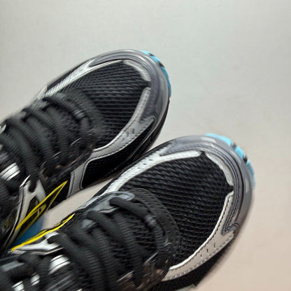 Brooks Adrenaline GTS 10 Retro Running Shoes (Black/Ebony/Aquarius)