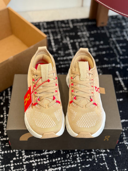On Cloudtilt Sand Beige Knit Casual Jogging Sneakers