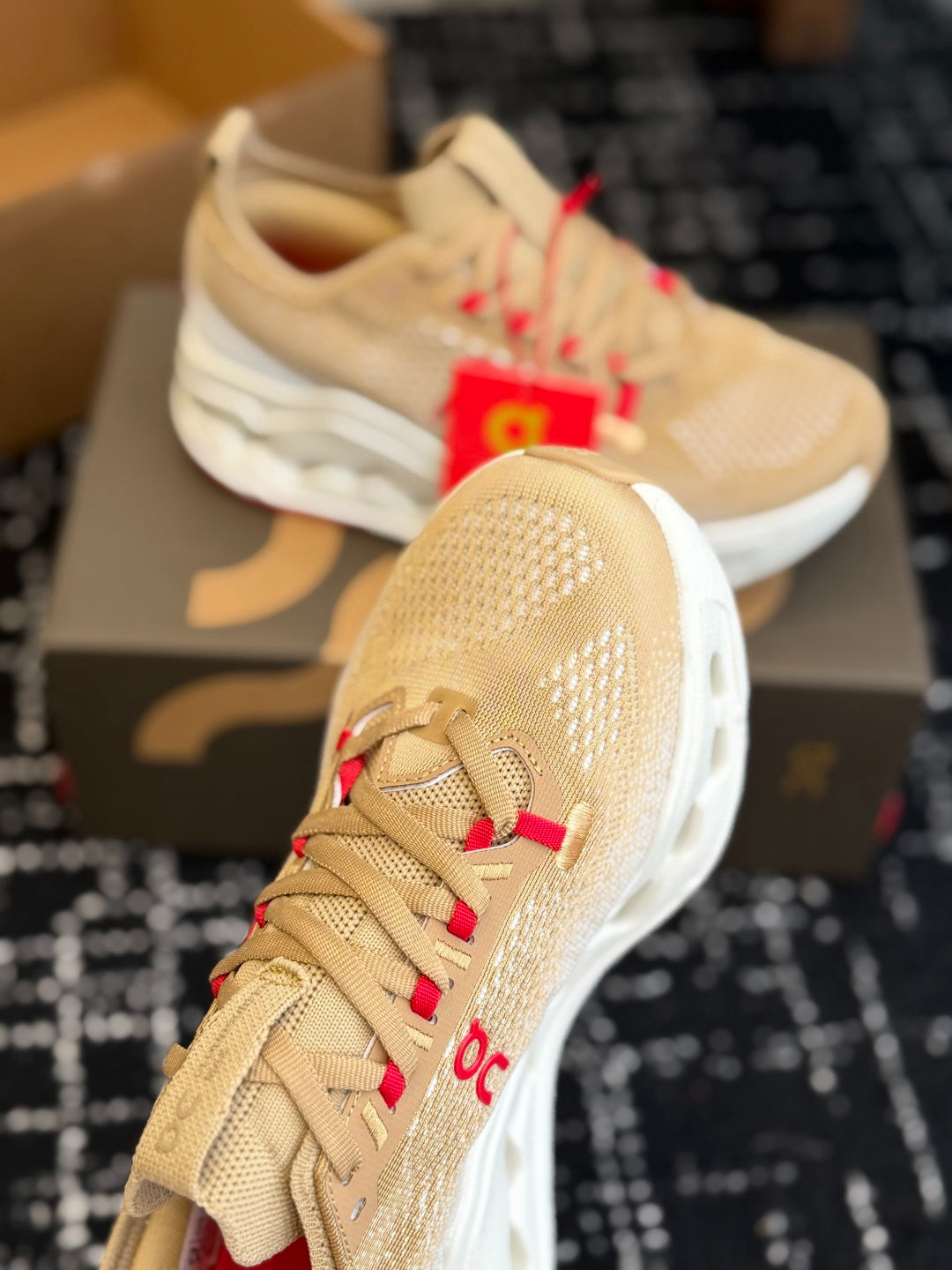 On Cloudtilt Sand Beige Knit Casual Jogging Sneakers