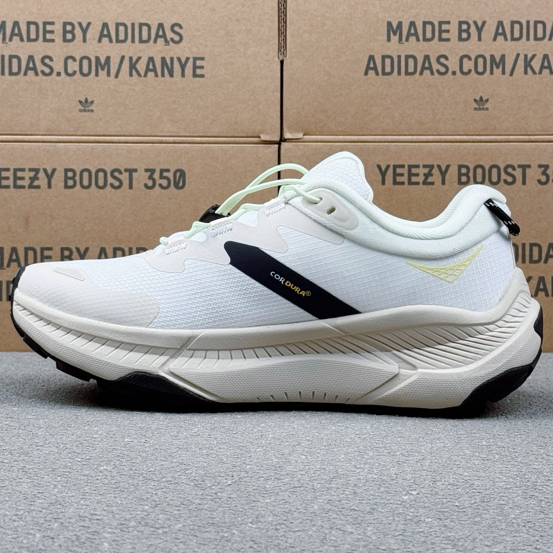 Hoka Transport Light apricot | White