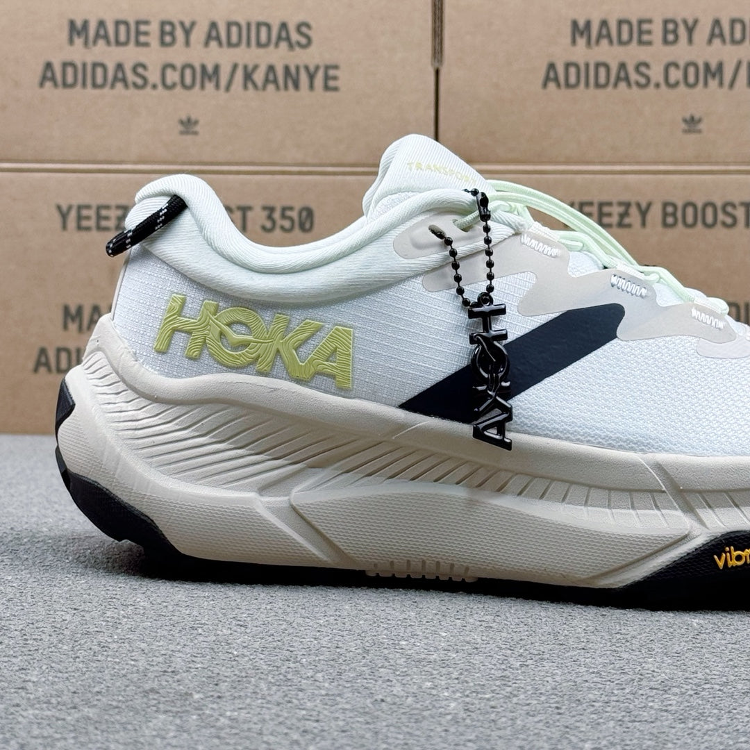 Hoka Transport Light apricot | White