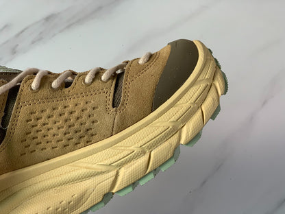 Hoka Ultra Low Gore-Tex Brown-Yellow