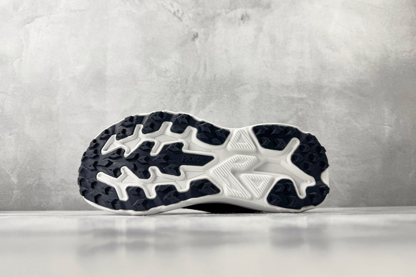 HOKA ONE ONE Challenger 8 "Navy Blue / White" All-Terrain Running Shoes
