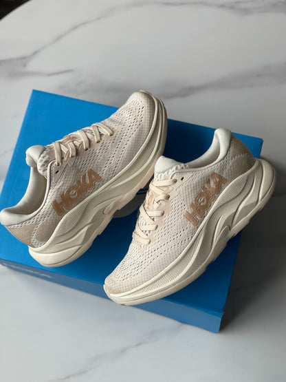 Hoka Rincon 4 Running Shoe Khaki | Rose Gold