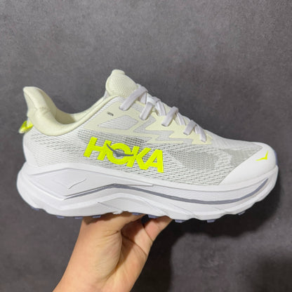 HOKA Challenger 8 - White / Neon Citrus