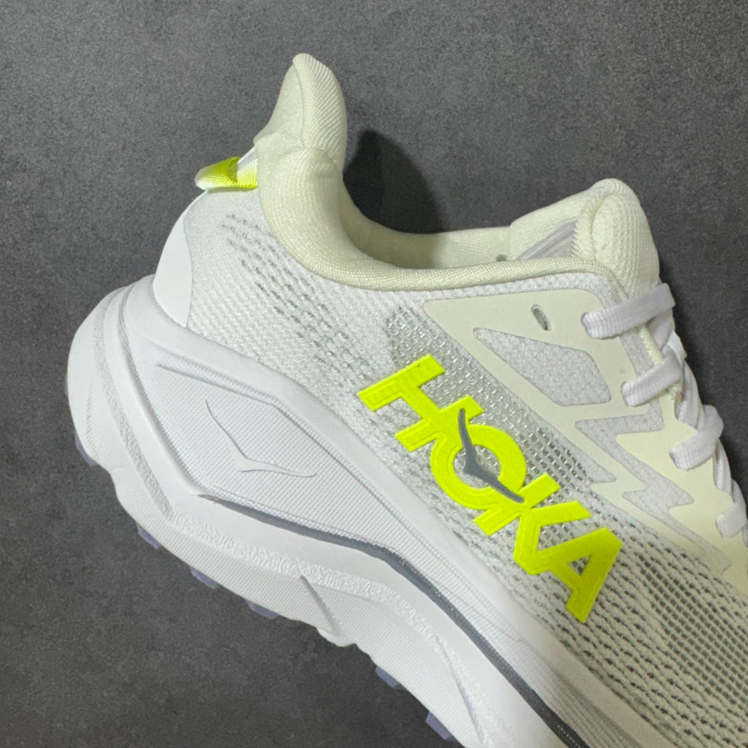 HOKA Challenger 8 - White / Neon Citrus