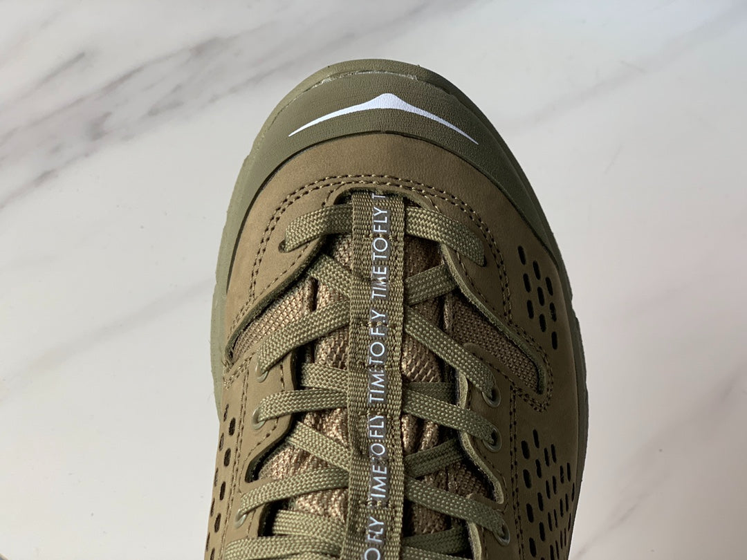 Hoka Ultra Low Gore-Tex Green