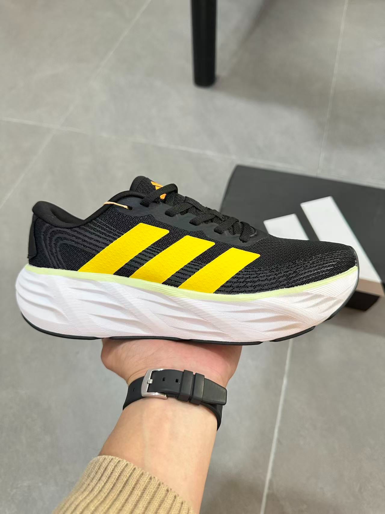 Adidas Adistar 3 Running Shoes Black | Yellow