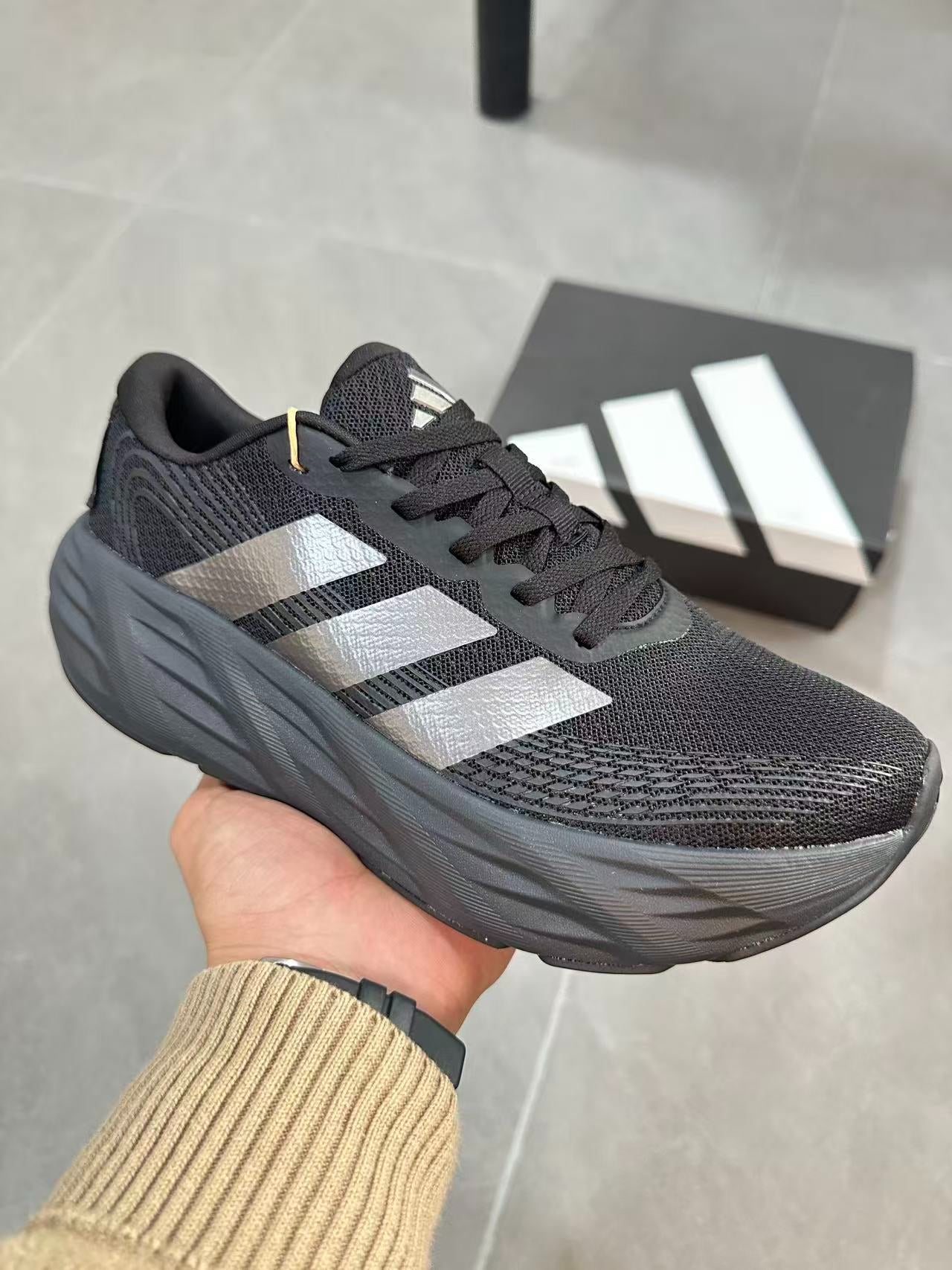 Adidas Galaxy 7 (Core Black / Grey colorway)
