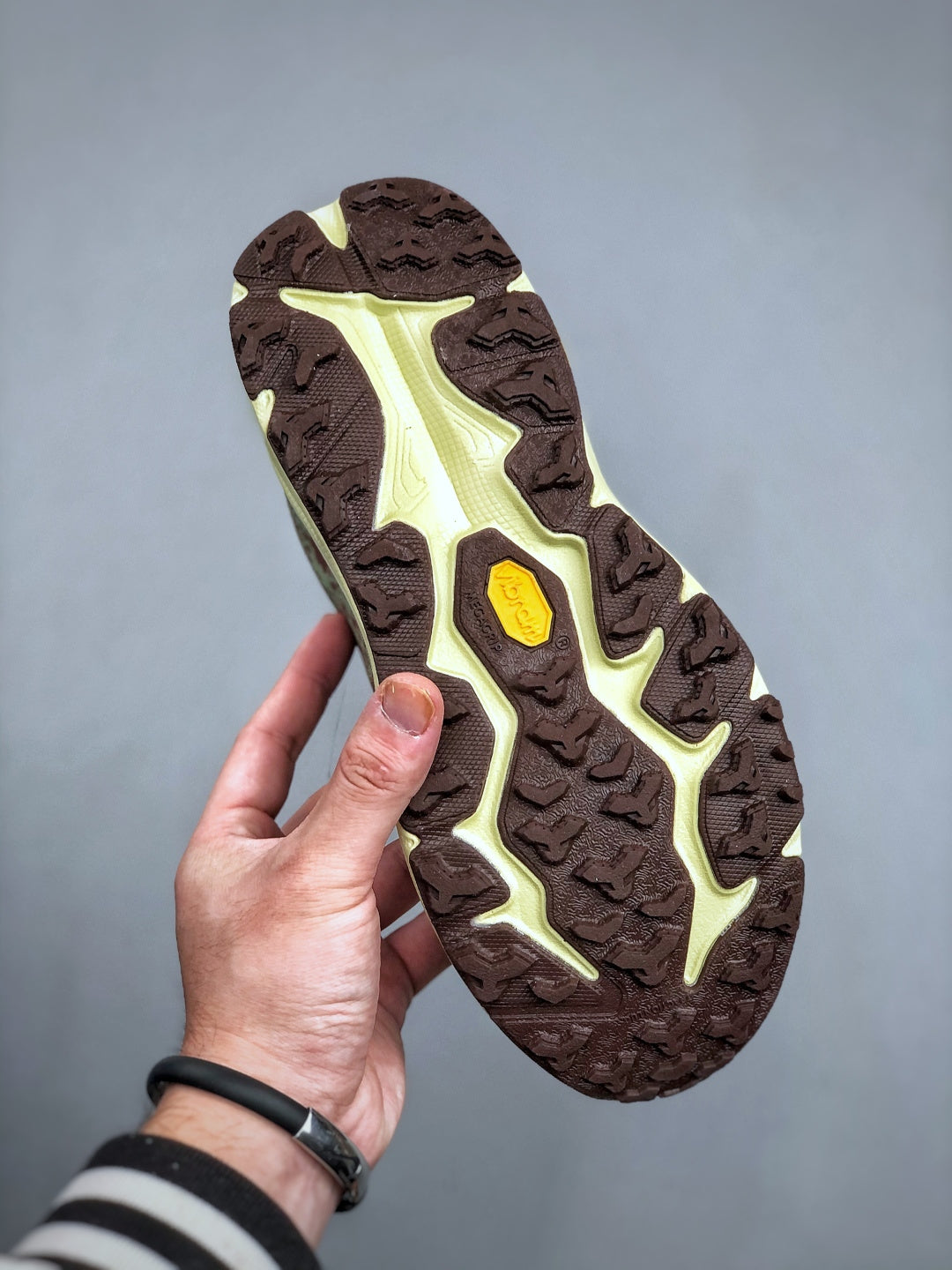 HOKA ONE ONE Speedgoat 6 "Maple