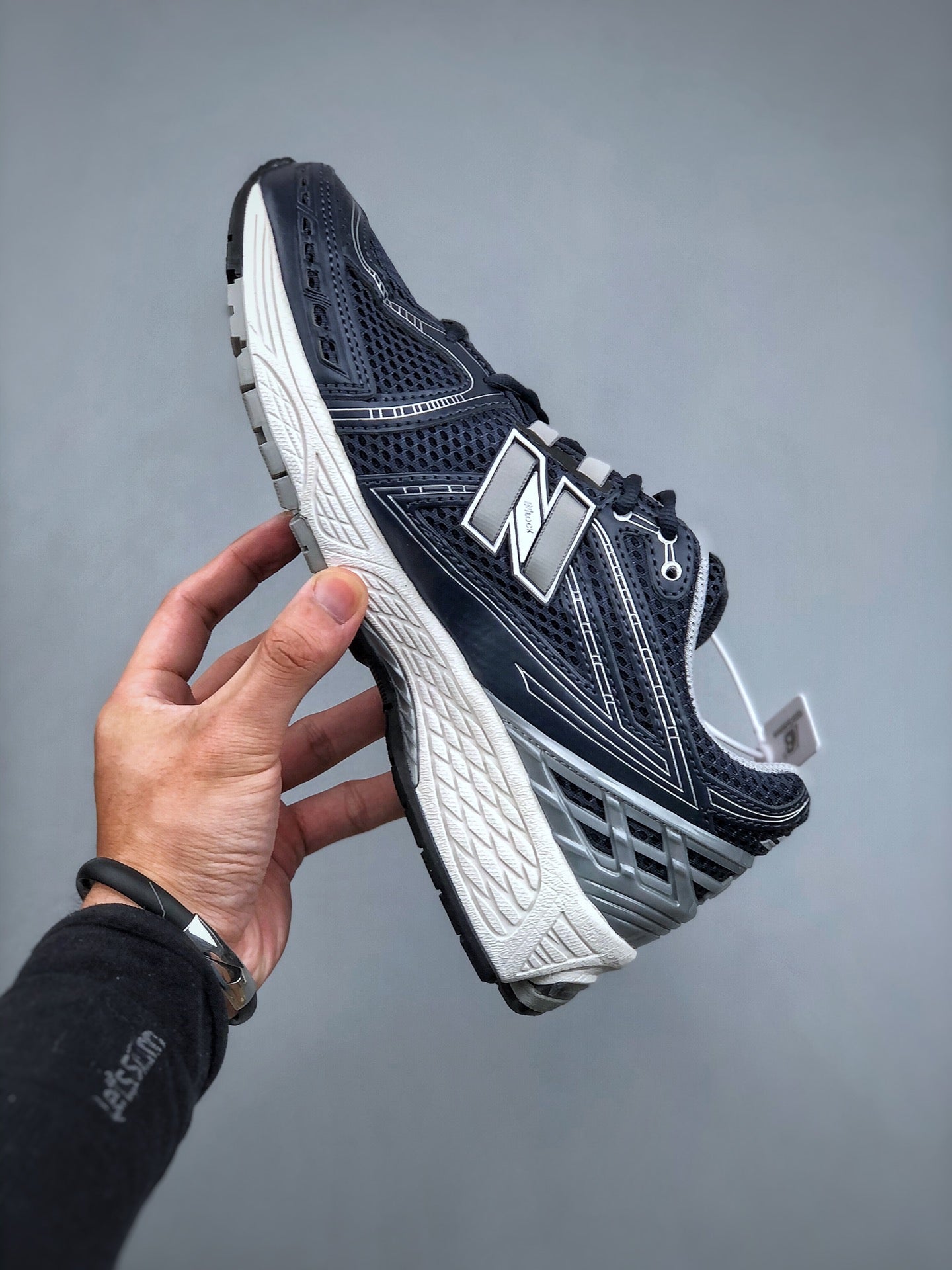 New Balance 1906R "Navy Silver"