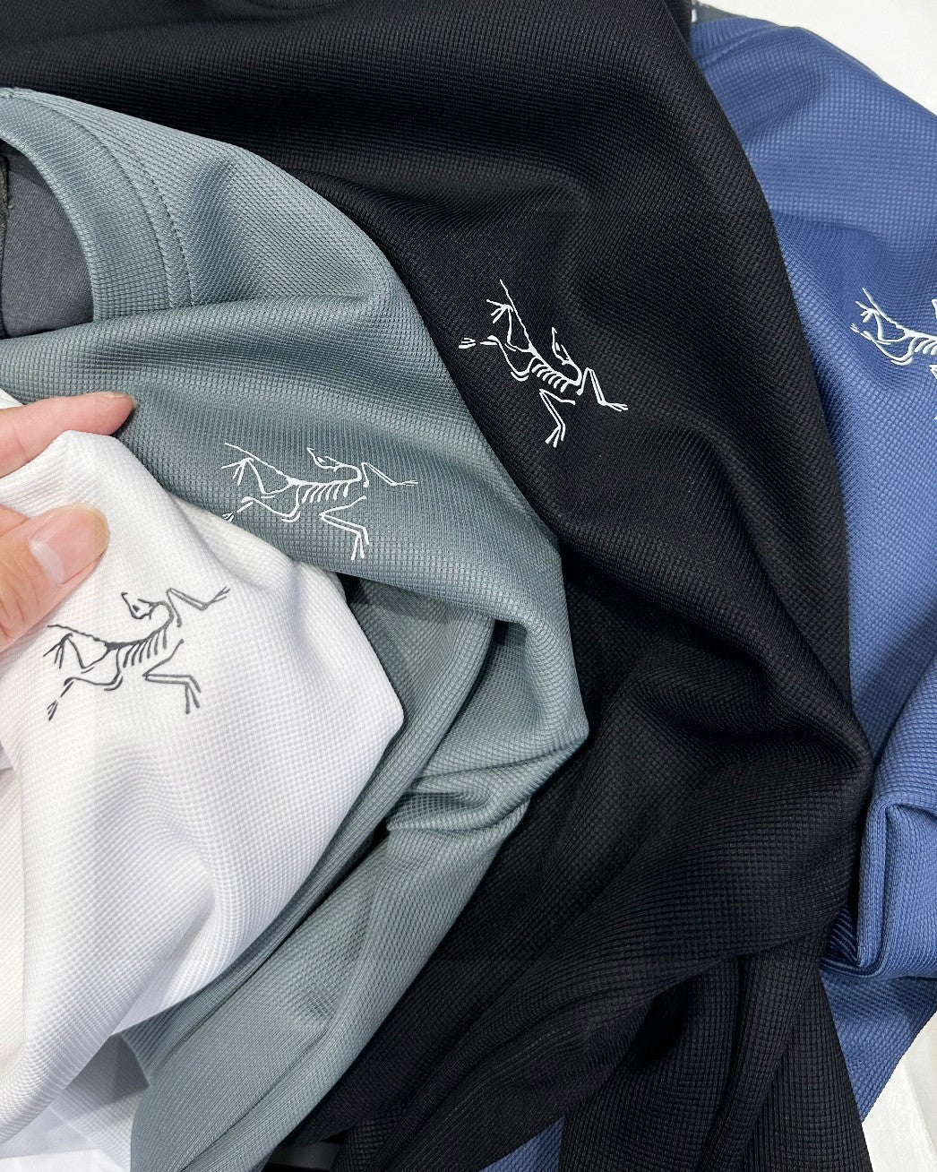 Arc'teryx Emblem Men's Fleece Crew Neck Sweatshirt