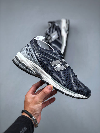 New Balance 1906R "Navy Silver"