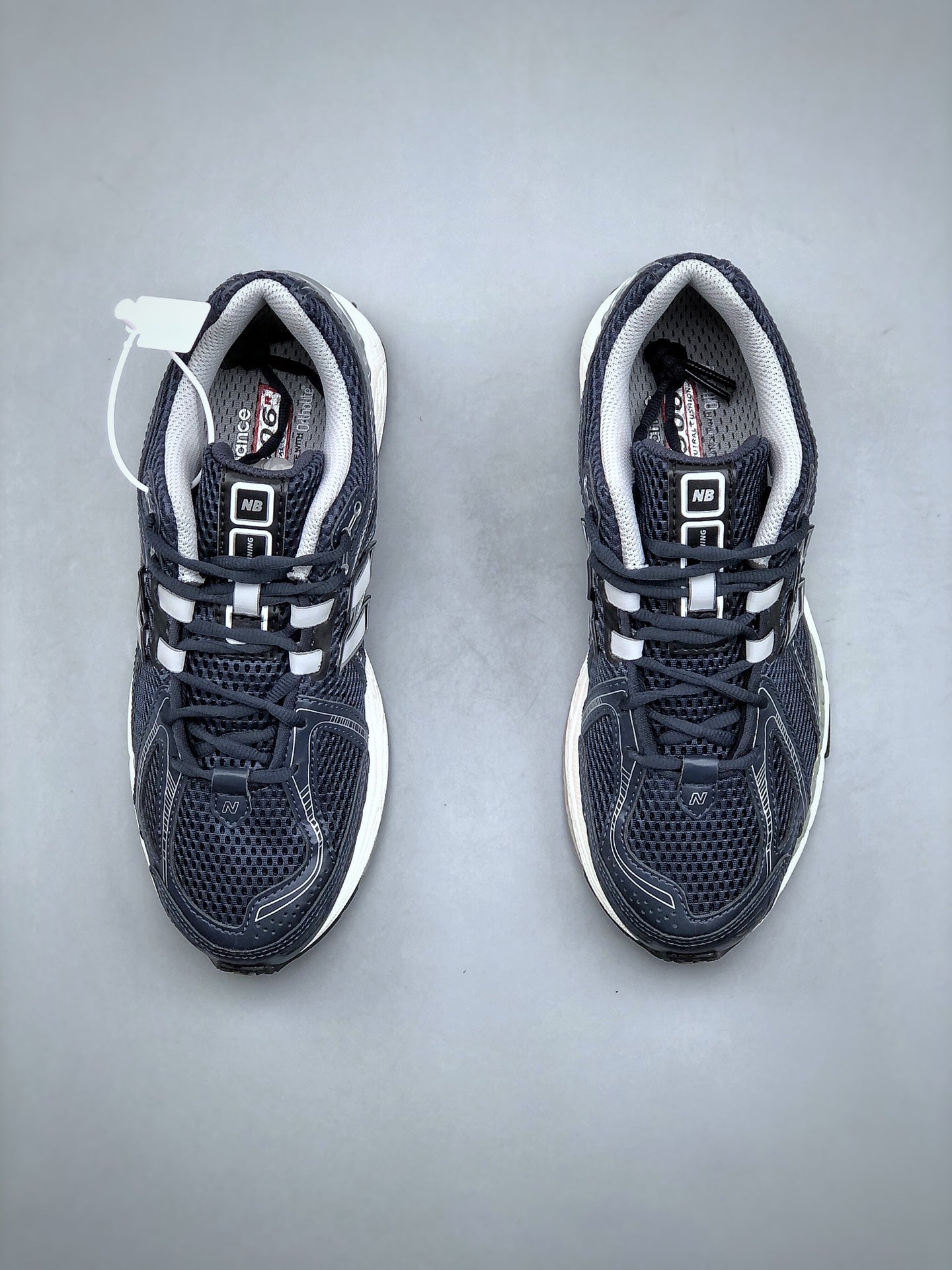 New Balance 1906R "Navy Silver"