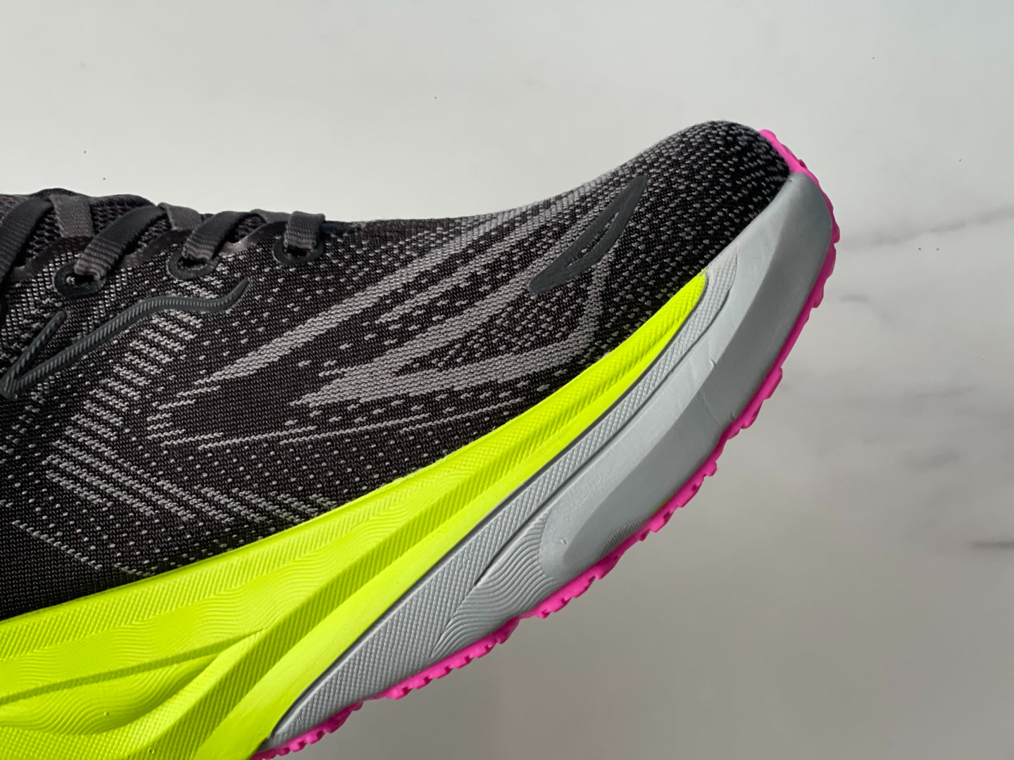 HOKA ONE ONE Arahi 8 Black | Gray | Fluorescent green