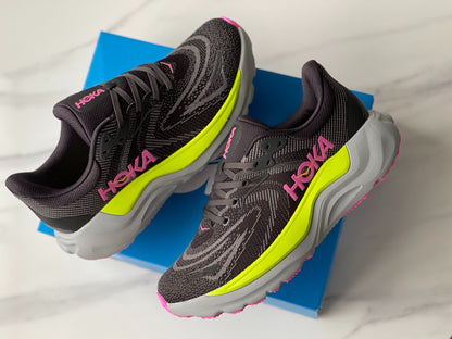 HOKA ONE ONE Arahi 8 Black | Gray | Fluorescent green