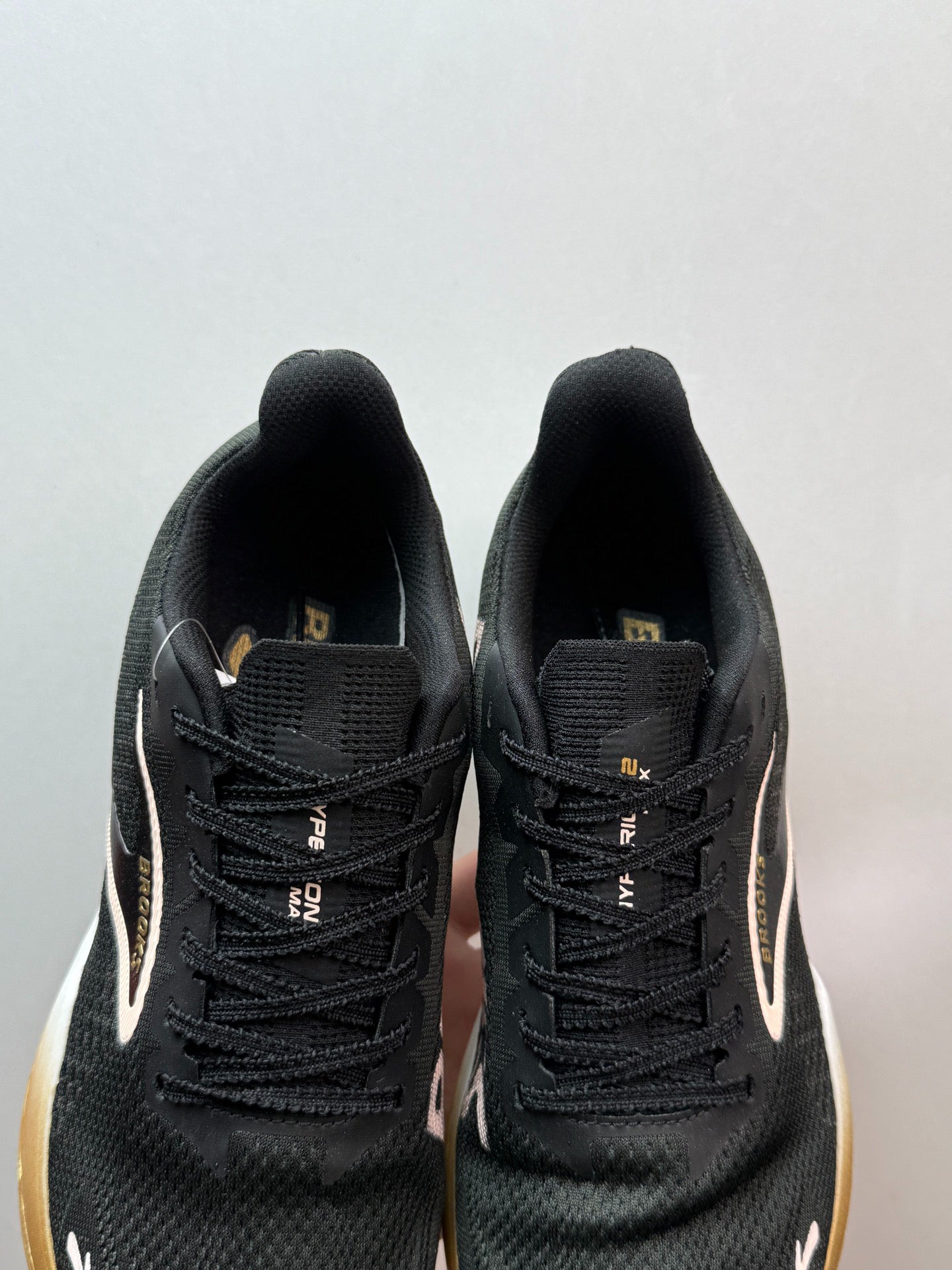 Brooks Men's Hyperion Max Neutral Road Running Shoes (Black/Gold/White)