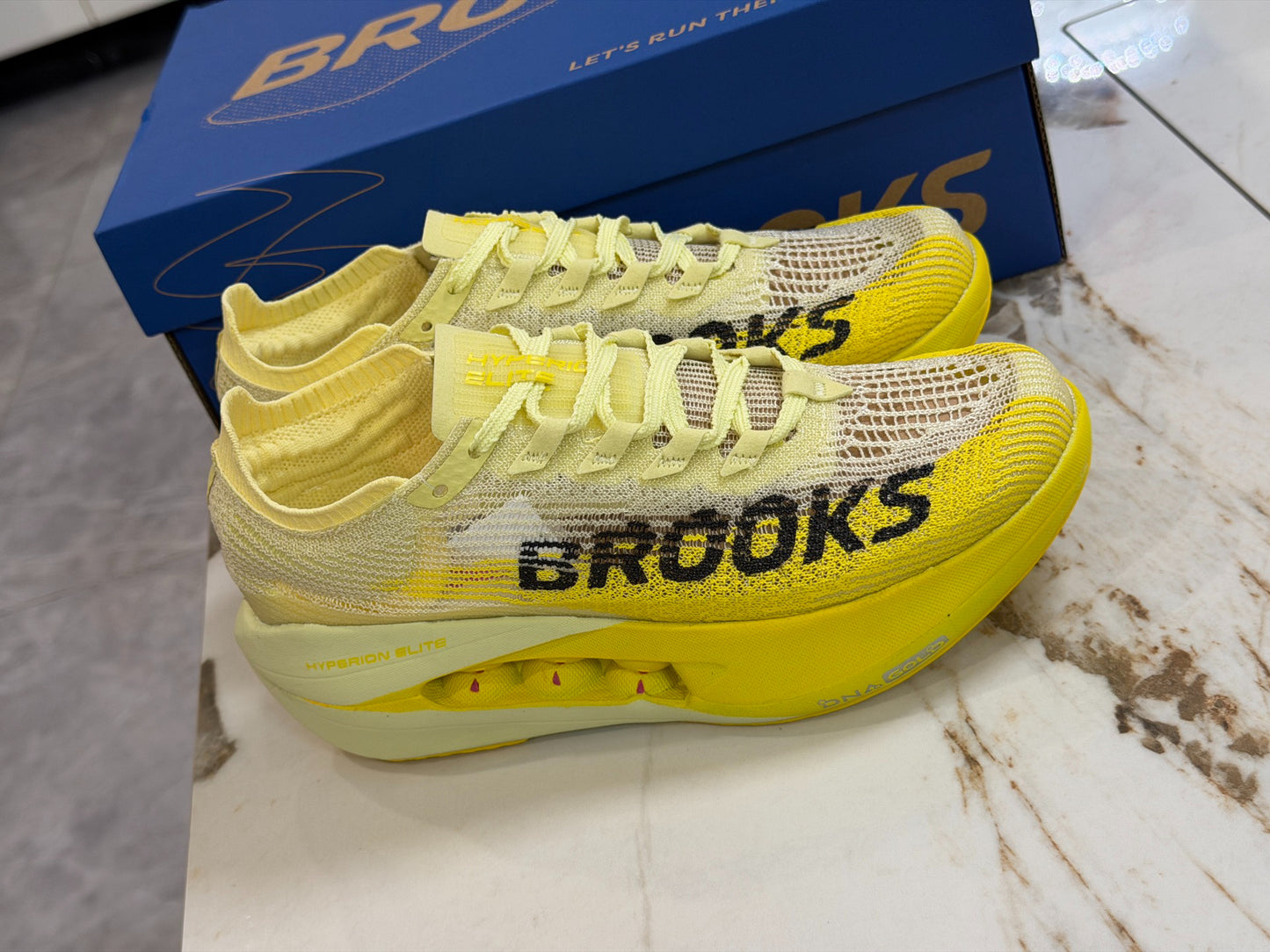 Brooks Unisex Hyperion Elite 5 Carbon-Plated Racing Shoes