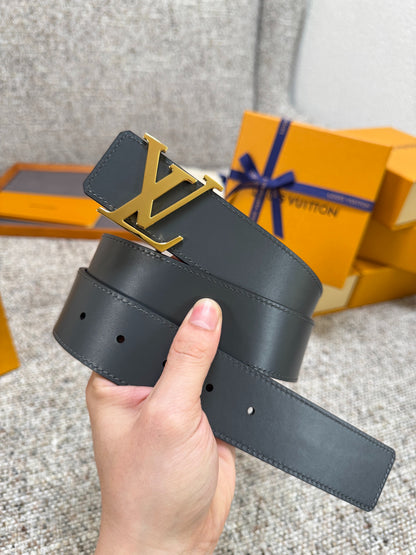 Solid Black Smooth Cow Leather Men Belt Gold Metal Initial Buckle Formal Dress Belt