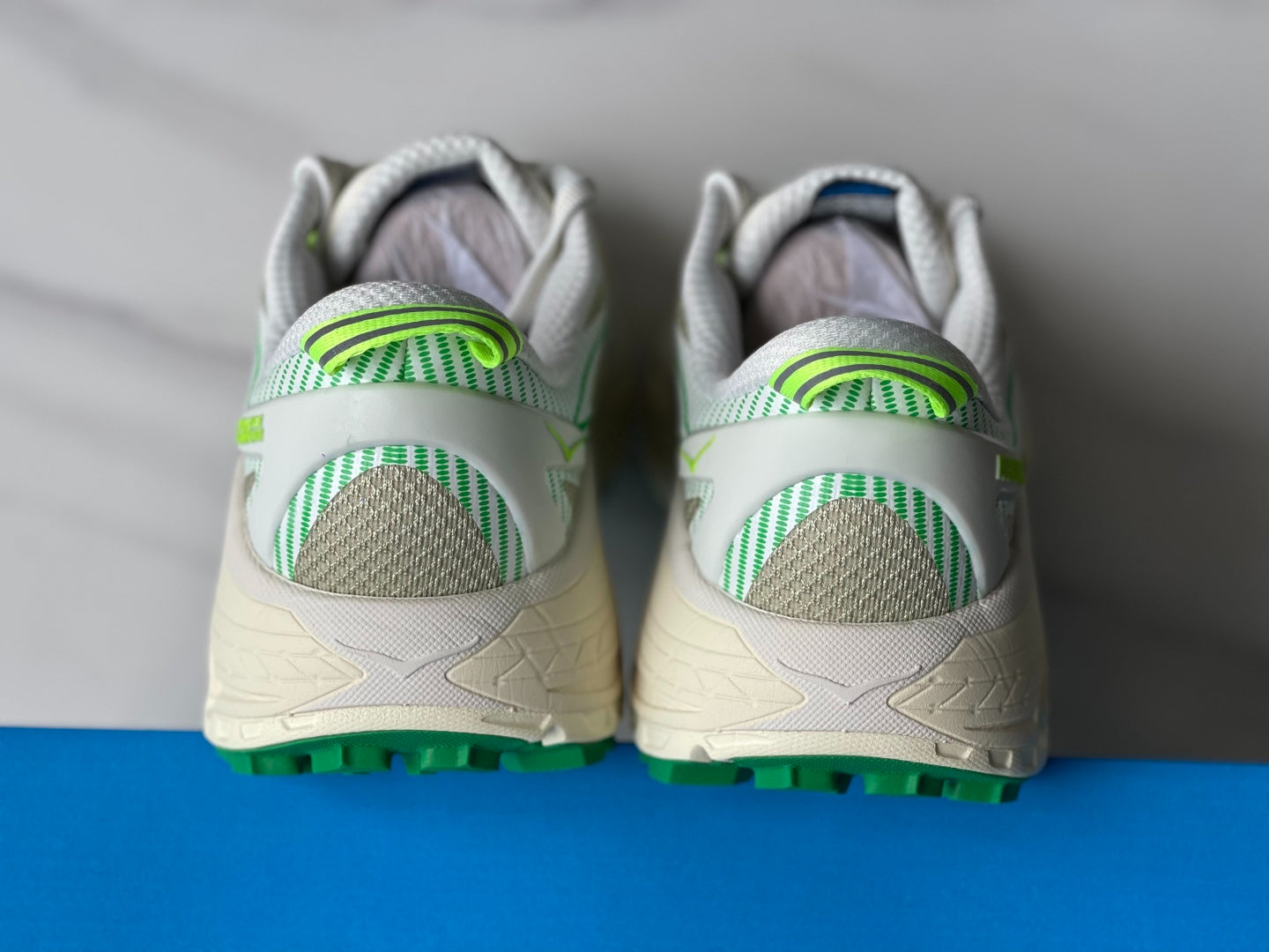 HOKA Mafate Speed 2 Beige | Fluorescent Green