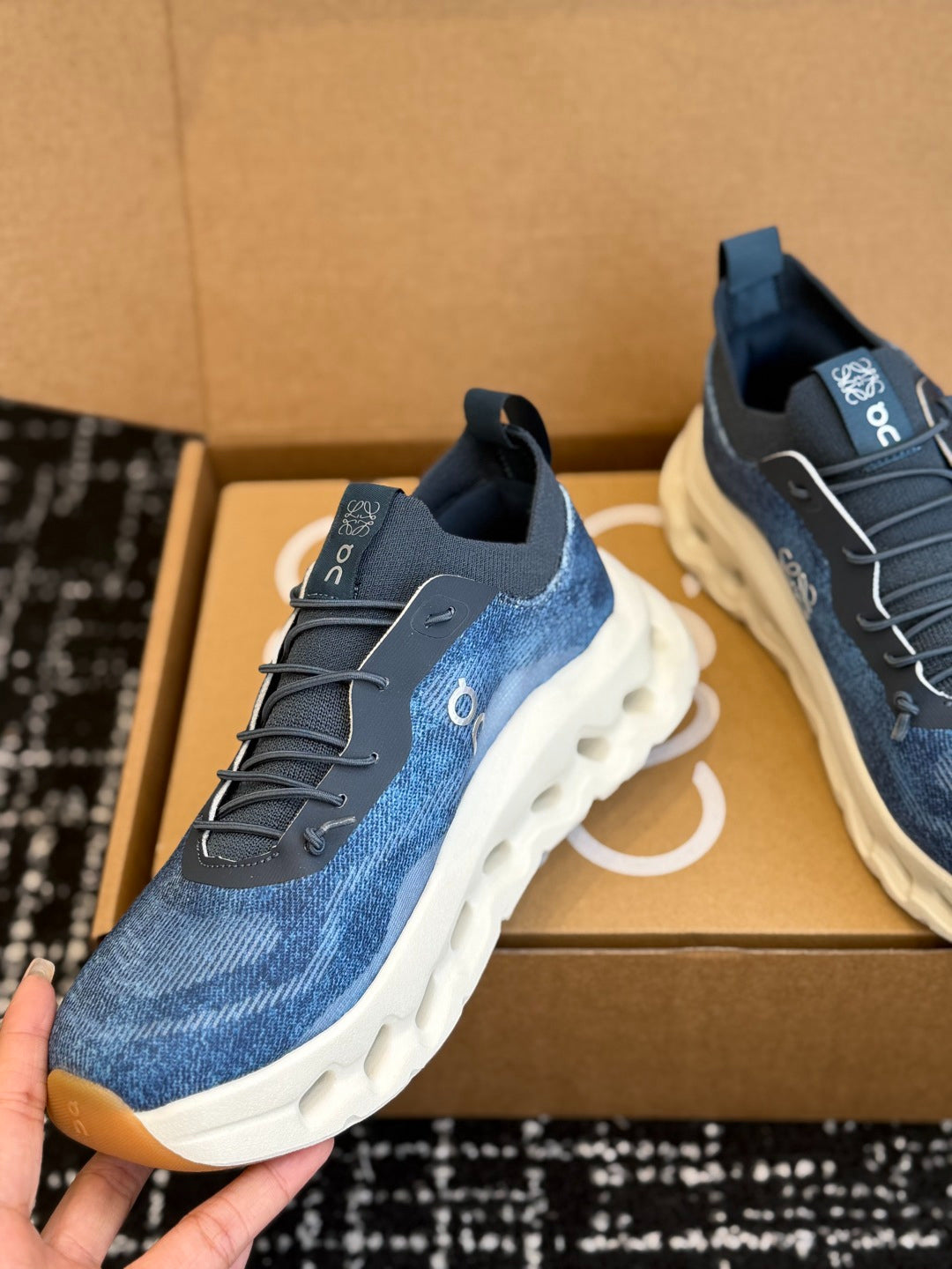 LOEWE x On Cloudtilt Denim Print Knit Jogging Casual Sneakers