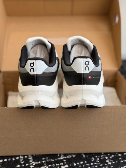 Cloudtilt Remix Black White Cloud Cushion Running Sneakers Contrast Color Commuter Shoes