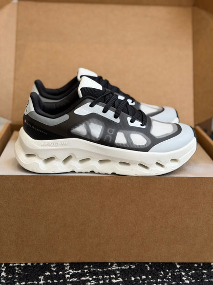Cloudtilt Remix Black White Cloud Cushion Running Sneakers Contrast Color Commuter Shoes