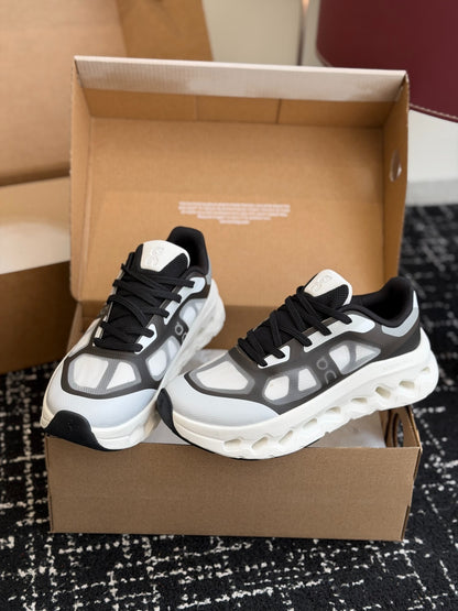 Cloudtilt Remix Black White Cloud Cushion Running Sneakers Contrast Color Commuter Shoes