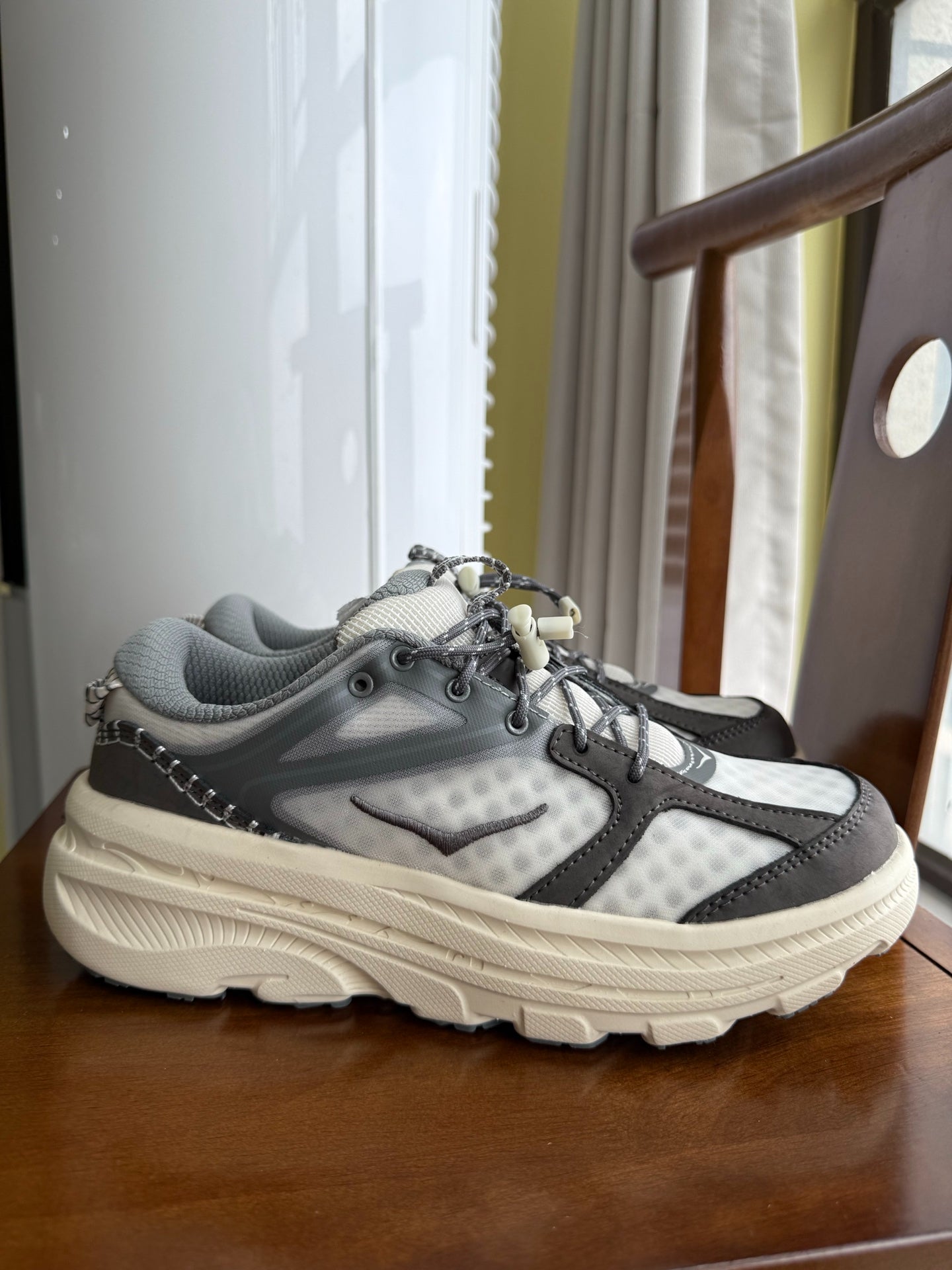 HOKA Bondi B3LS Dark Gray | Off-White