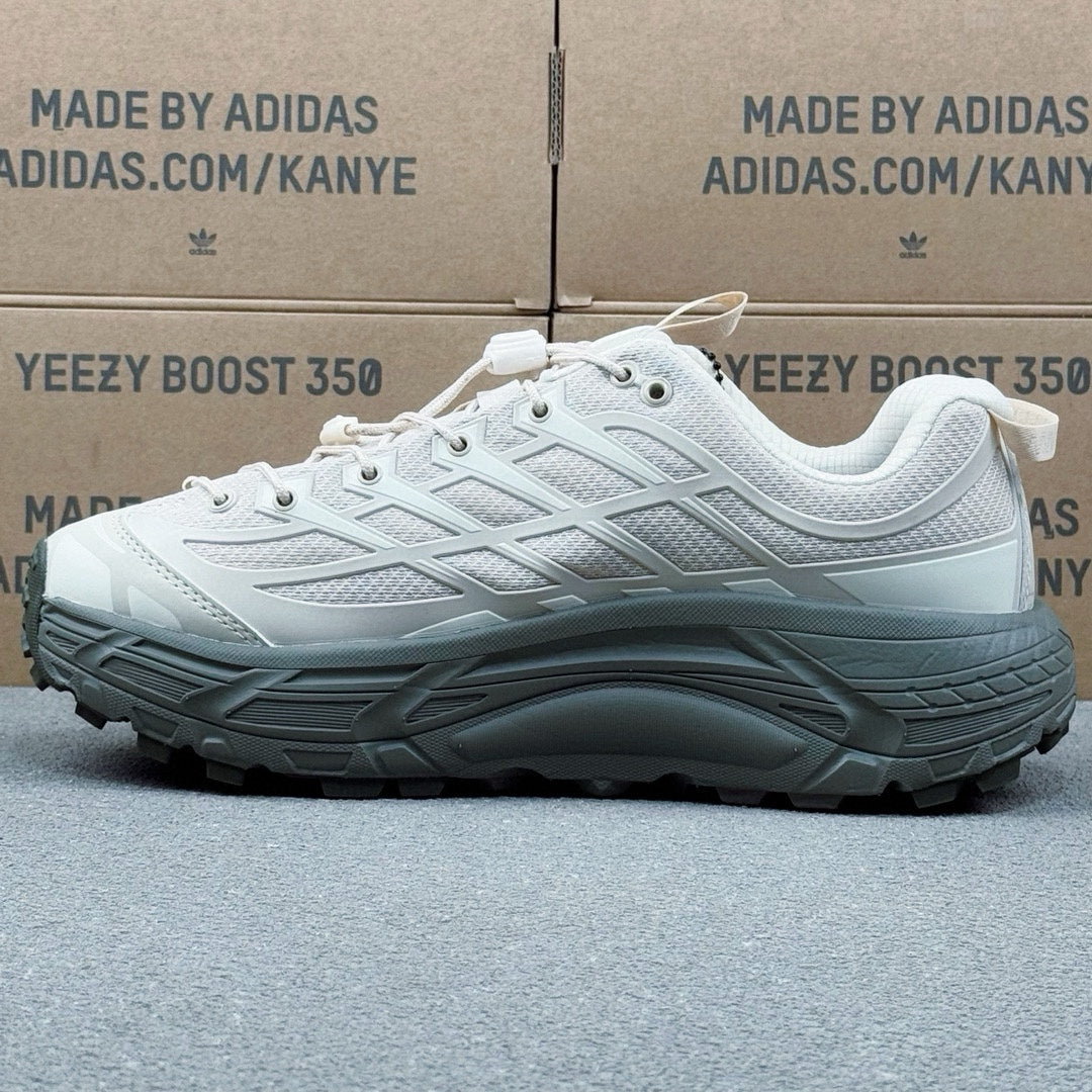 Hoka Mafate Three2 Khaki | Cement gray