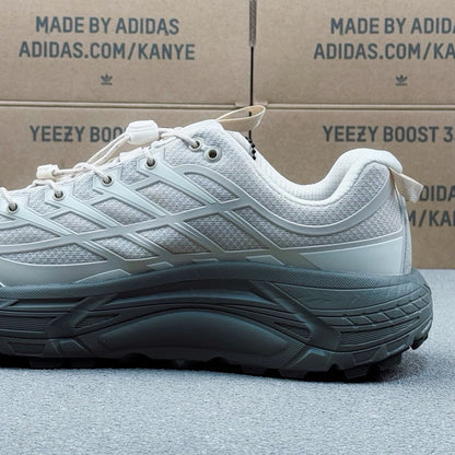 Hoka Mafate Three2 Khaki | Cement gray