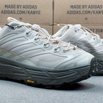 Hoka Mafate Three2 Khaki | Cement gray