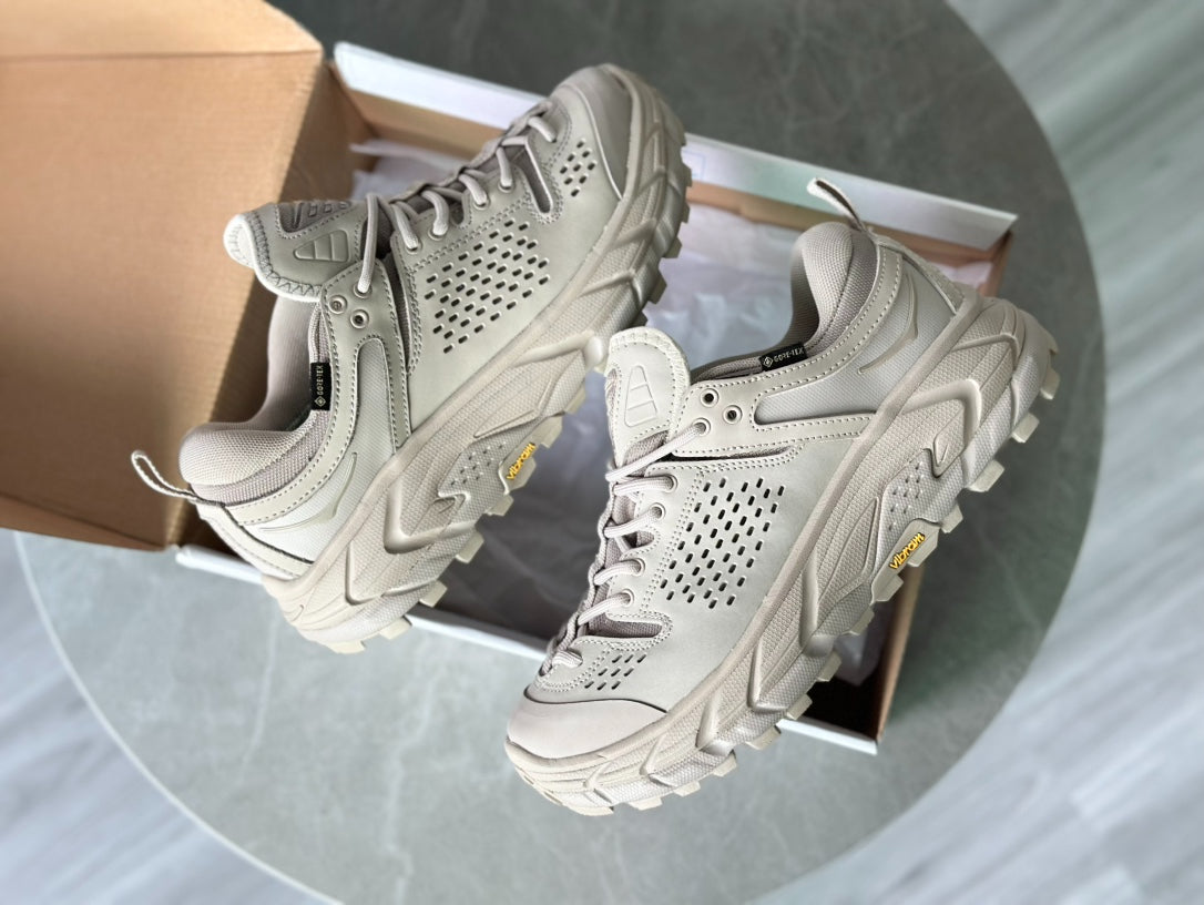 Hoka Tor Ultra Beige