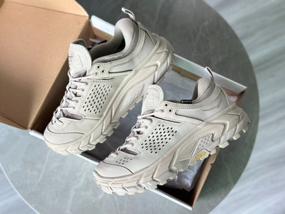 Hoka Tor Ultra Beige