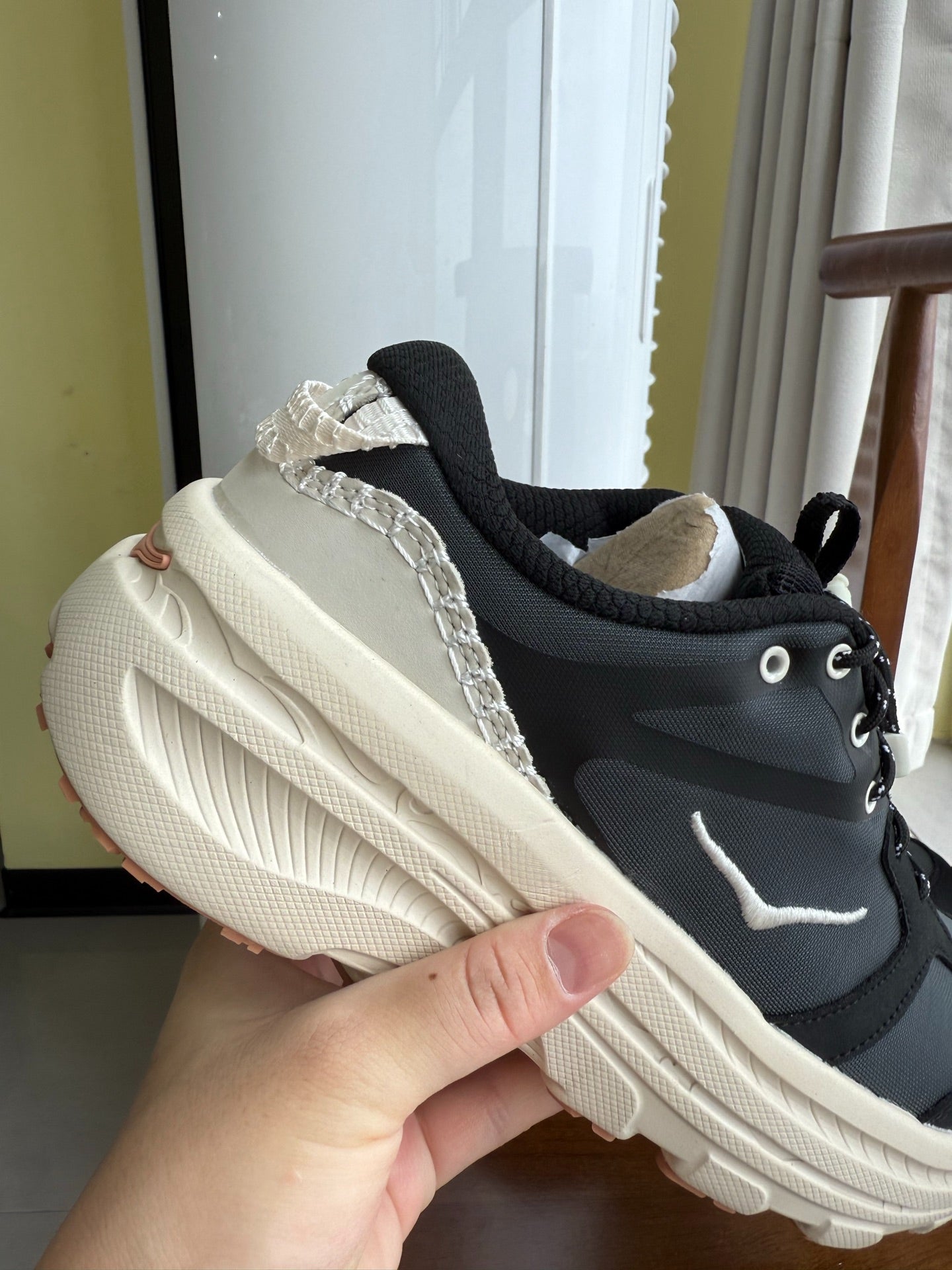 Hoka One One Bondi B3LS Black Alabaster