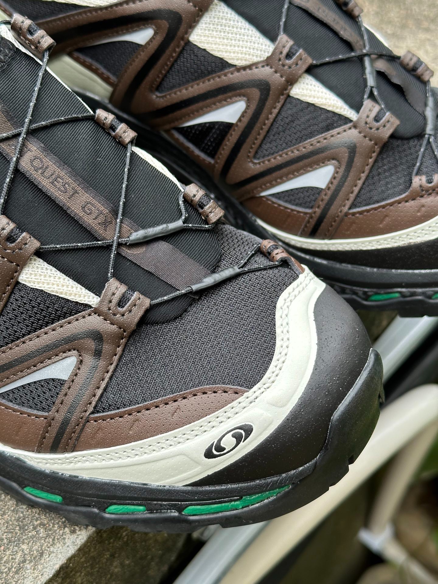 Salomon XA Pro 3D Brown Beige Green Accent Outdoor Performance Sneakers