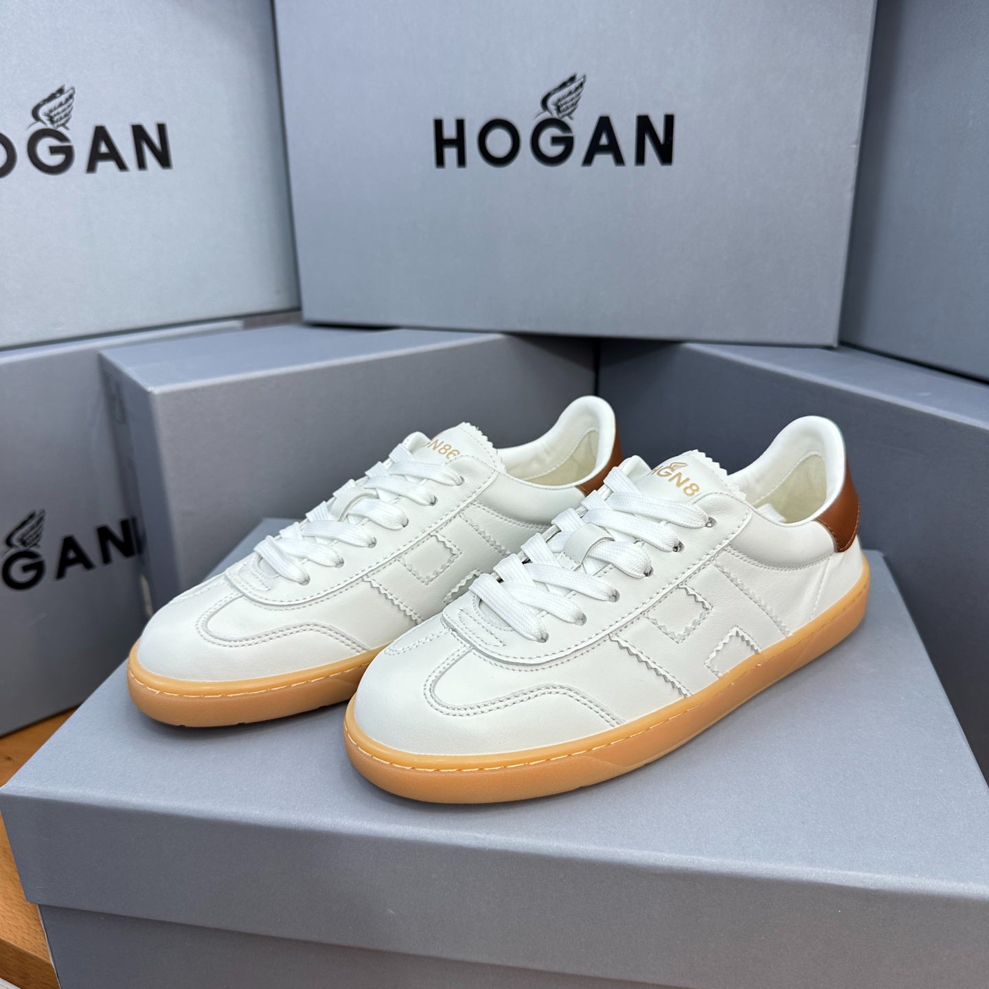 HOGAN White Leather Tan Trim Gum Sole Retro Casual Sneakers