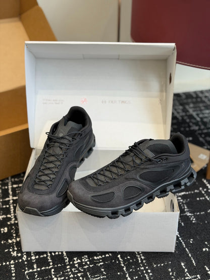 On Cloudnova All Black Full Dark Minimalist All-Day Comfort Cloud Foam Walking Sneakers