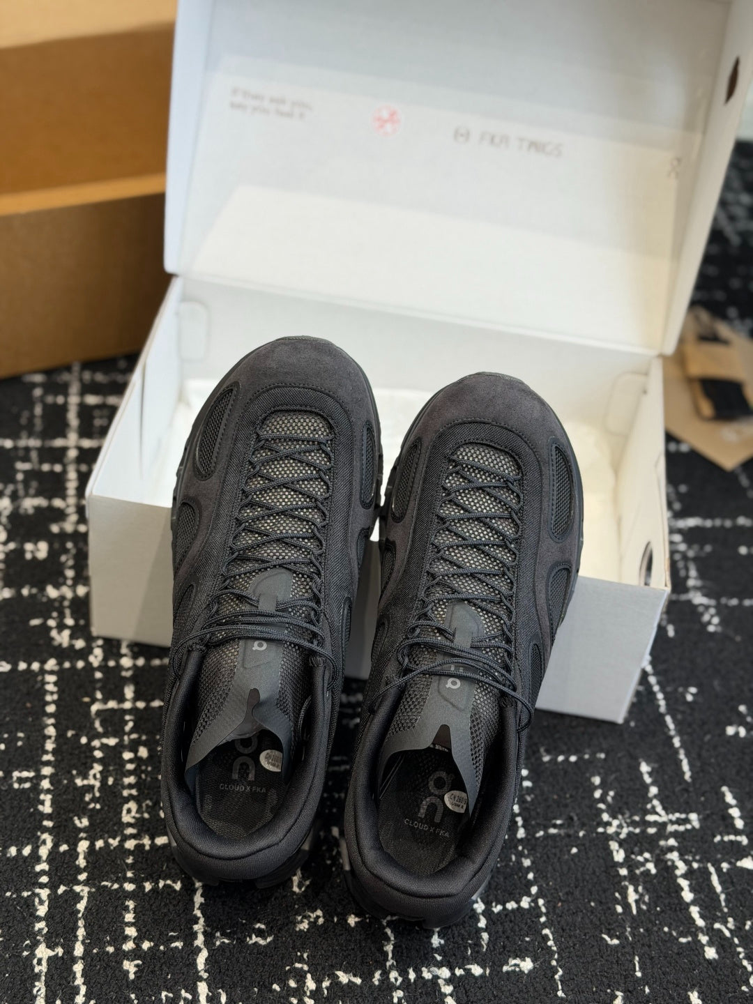 On Cloudnova All Black Full Dark Minimalist All-Day Comfort Cloud Foam Walking Sneakers